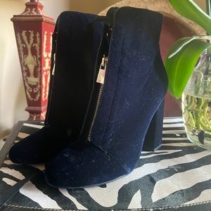 Zara Blue Velvet Boots